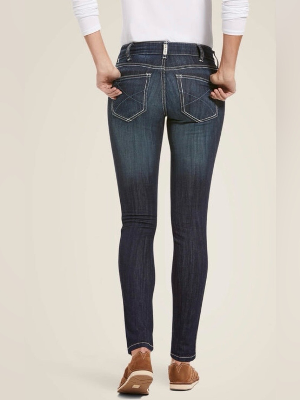 ARIAT R.E.A.L. Skinny Ella Jeans Celestial Wash Mid Rise Stretch Denim 34R